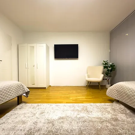 Gemuetliche Bis Zu 7 Personen Mit Guter Autobahnanbindung *