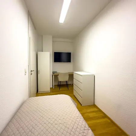 Gemuetliche Bis Zu 7 Personen Mit Guter Autobahnanbindung