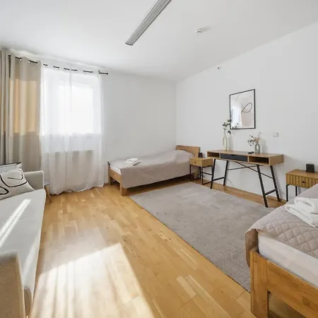 Gemuetliche Bis Zu 7 Personen Mit Guter Autobahnanbindung Appartement *